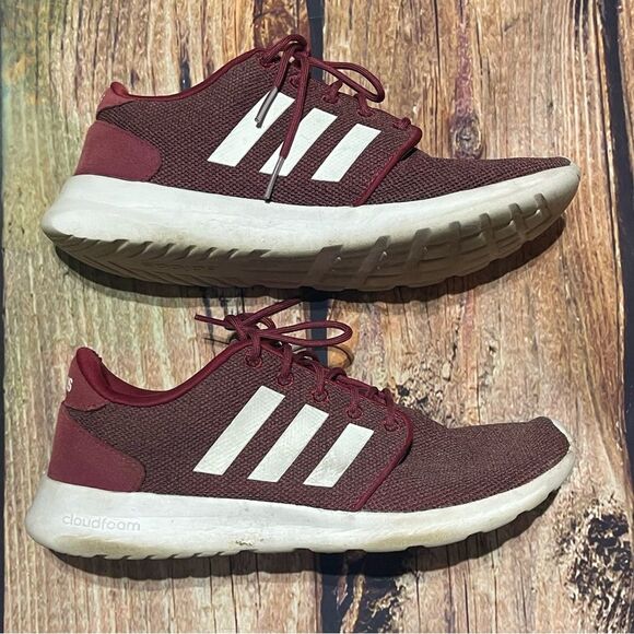 ADDIDAS burgandy women’s running shoes.Used condition.Size 7.5 - Picture 1 of 7